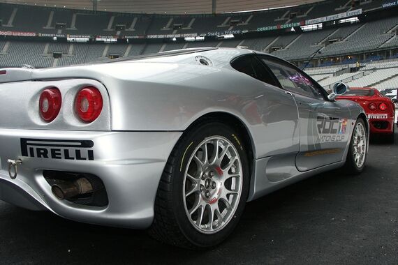 car-race-955586_1920
